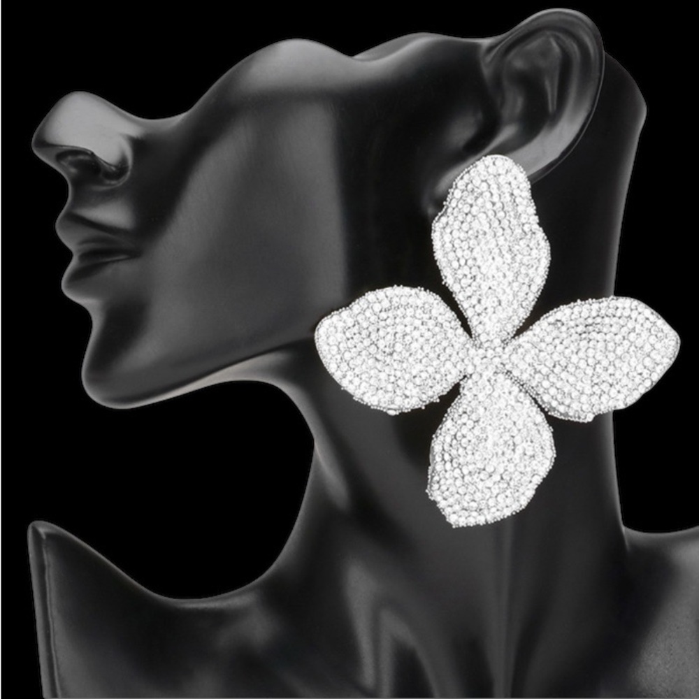 Elegant Silver Floral Earrings